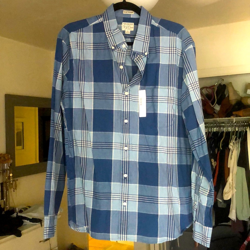 NEW J crew secret wash shirt size large blue and light blue plaid